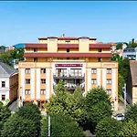 Plaza Apartmanhotel