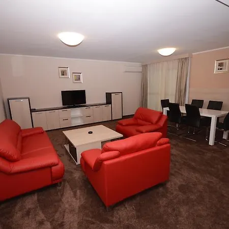 Appart hôtel Plaza 4*