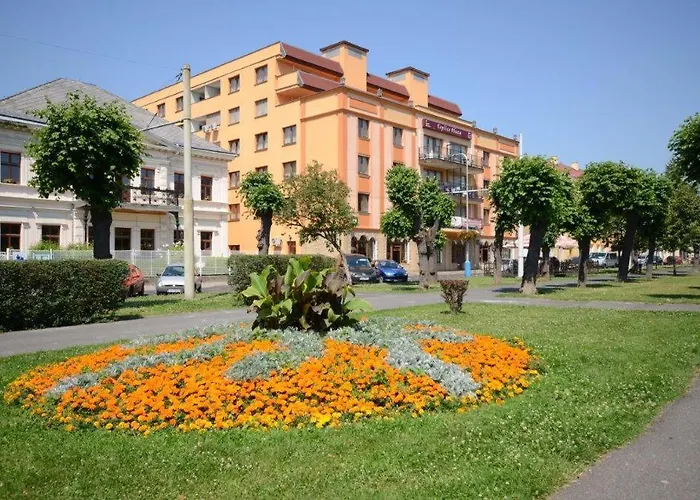 Appart hôtel Plaza 4*