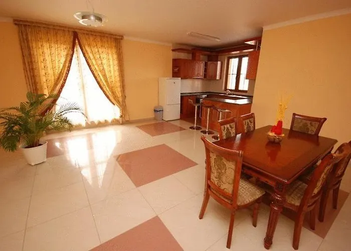 Appart hôtel Plaza 4*